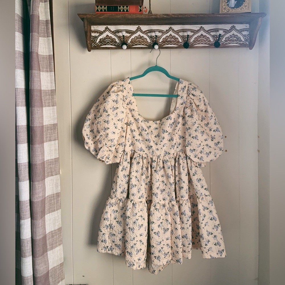 Boutique Tie Back Puff Sleeve Mini Floral Dress